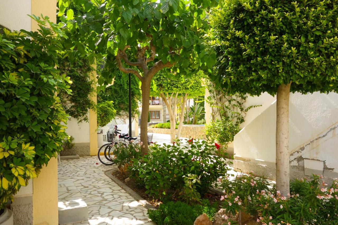 Apartamento Oasis Playas de Vera Eksteriør billede